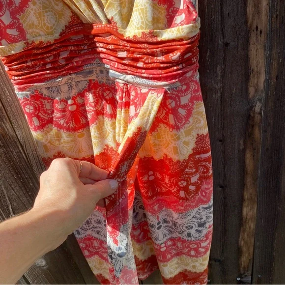 BCBGMaxAzria Y2K Women's Red and Cream Midi Dress size XXS - Picture 6 of 10